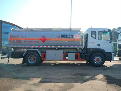 危险品运输车、油罐车与加油车 职责、区别与安全规范